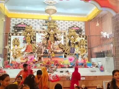 पाकुड़: मां दुर्गा के दरबार में उमड़ा श्रद्धा का सैलाब, रोशनी और भक्ति से नहाया पूरा पाकुड़ #navratri #durga #puja #pakur