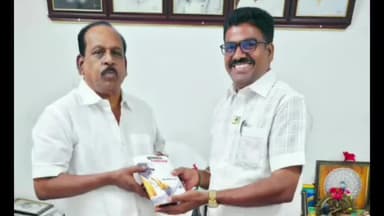 உத்திரமேரூர்: சாலவாக்கத்தில் உத்திரமேரூர் எம்எல்ஏவை வாலாஜாபாத் பேரூராட்சி மன்ற உறுப்பினர் வெங்கடேசன் சந்திப்பு