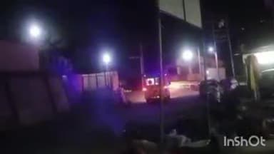 ददाहू: पुलिस थाने रेणुका जी के साथ टाईल की दुकान बाईक की एजेंसी है और गडिया लोड की जाती हैं।ऐसे में कोई हादसा होगा। प्रशासन है