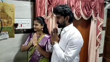 பேரூர்: வேடப்பட்டி பகுதியை சேர்ந்த சரண்- மைதிலி புதுமண தம்பதியினர் அவர்களது தல தீபாவளியை மகிழ்ச்சியாக கொண்டாடினர்