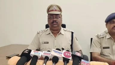 କୁଜଙ୍ଗ: ମନ୍ଦିର ଚୋରି ଘଟଣା ରେ 6 ଜଣ ଅଭିଯୁକ୍ତ ଗିରଫ ହେବାକୁ ନେଇ, ଆଜି କୁଜଙ୍ଗ ଥାନାରେ ସାମ୍ବାଦିକ ସମ୍ମିଳନୀ ରେ ମତ ରଖିଲେ SDPO ଚିନ୍ମୟ ରାଉତ