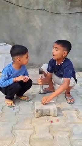 सब गोलमाल है
Happy Diwali 💥
Wait for end 😅
#viral #funny #comedy #instagram #instagood #short #trendingreels