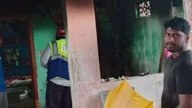 గుడూరు : ఇంటిపై పిడుగు పడటంతో సామగ్రి దగ్ధం