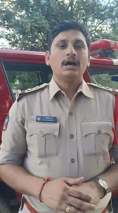 ప్రజలంతా జాగ్రత్తలు పాటిస్తూ దీపావళి జరుపుకోండి- అనపర్తి ఎస్సై శ్రీను నాయక్