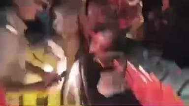 भदोही: भदोही जनपद के विभिन्न बनवासी और मुसर बस्ती में पुलिस के अधिकारियों व अन्य पुलिस कर्मियों ने जाकर बांटी खुशियां