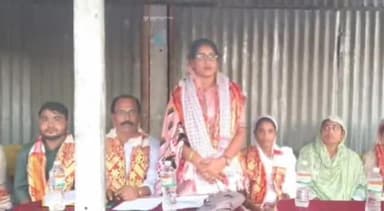 বাঘবৰ: গোবিন্দপুৰ মণ্ডল কংগ্ৰেছৰ উদ্যোগত মিলন বজাৰ প্ৰাংগণত মন্দিয়া ব্লক মহিলা কংগ্ৰেছৰ নৱ নিযুক্ত সভানেত্ৰী সম্বৰ্ধনা