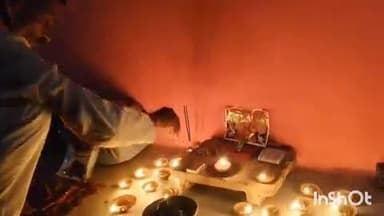 करेरा: करैरा नगर सहित ग्रामीण क्षेत्रों में दीपावली का त्यौहार हर्षोल्लास के साथ मनाया गया