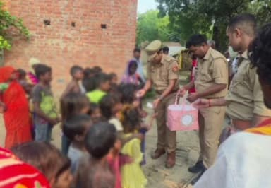 पिंड्रा: फूलपुर पुलिस ने असहाय बच्चों और निर्धन परिवारों के साथ मनाया दीपावली का पर्व