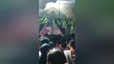 গড়বেতা ৩: গড়বেতা ৩ ব্লকের রসকুণ্ডু মোড়ে কালী পুজো দেখতে ব্যাপক ভীড় মন্দিরে