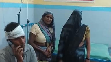 अलीगंज: नगला बनी में मामूली बात पर दो पक्ष आमने-सामने आए, मारपीट में एक ही परिवार के चार लोग घायल, घटना का वीडियो भी आया सामने