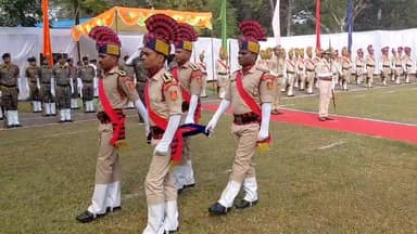#बालाघाट
पुलिस स्मृति दिवस के अवसर पर पुलिस लाइन बालाघाट में पुलिस महानिरीक्षक श्री संजय कुमार के मुख्य आतिथ्य में कार्...
