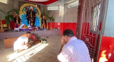 বজালী ভাগ: খাৰাধৰা আৰু গৰৈমাৰী অঞ্চলত দীপাৱলী উপলক্ষে আয়োজিত অনুষ্ঠানত মন্ত্ৰী ৰণজিৎ কুমাৰ দাসৰ অংশগ্ৰহণ