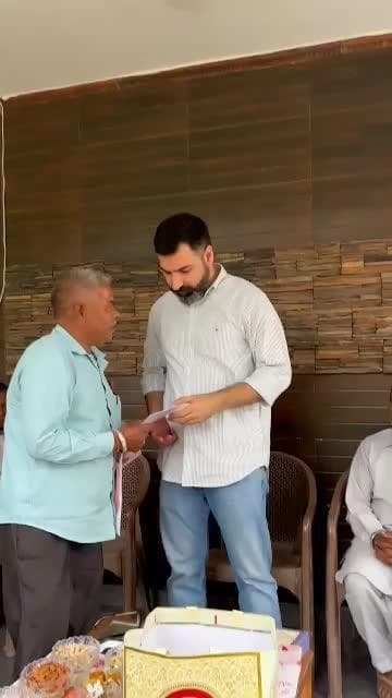 सिरसा: सिरसा विधायक गोकुल सेतिया ने रानिया रोड स्थित आवास पर आमजन से मिलकर उनकी समस्याएं सुनीं