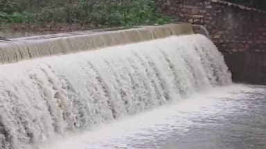 மதுக்கரை: சுண்ணாம்பு காலவாய் அணைக்கட்டு திறந்து விடப்பட்டுள்ளது