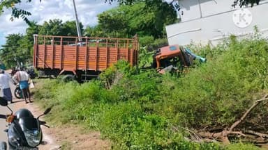 మధిర: ఇంటి ముందు నిలిచిన వ్యక్తిని ఢీకొట్టిన డీసీఎం ఆ వ్యక్తి మృతి