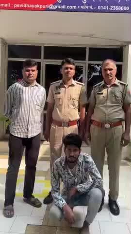 जयपुर: पुलिस थाना विद्याधर नगर ने चांदी चोरी करने वाले एक चोर को किया गिरफ्तार