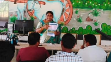 టేకుమట్ల: కిసాన్ కపాస్ యాప్ ను రైతులు సద్వినియోగం చేసుకోవాలి : మండల వ్యవసాయ అధికారిని కళ్యాణి