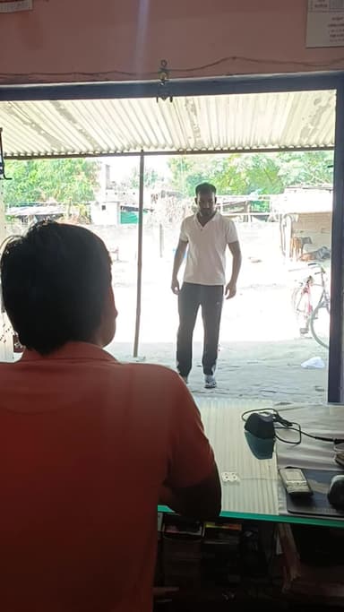 #chattpuja #up में #गुंडागर्दी चरम सीमा पर #comedy #funny #trending #viral #fun #entertainment #funnyvideos #memes