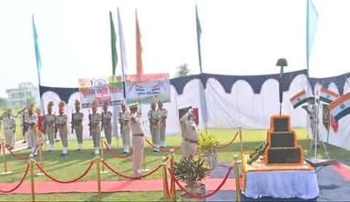 शोहरतगढ़: पुलिस स्मृति दिवस के अवसर पर 43वीं वाहिनी एसएसबी ने जिला कार्यालय पर श्रद्धांजलि कार्यक्रम का आयोजन किया