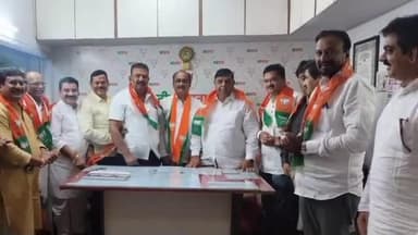 नरखेड: राष्ट्रवादी काँग्रेस शरद पवार गटाच्या नेत्याने केला भाजपात प्रवेश, आमदार ठाकूर यांनी गळ्यात दुपट्टा घालून केले स्वागत