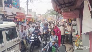 अरनोद: अरनोद में दीपावली पर बढ़ी भीड़ से यातायात व्यवस्था प्रभावित, पुलिस ने संभाला मोर्चा, फिर भी रही अव्यवस्था