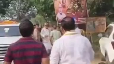 लालगंज: लालगंज के कांग्रेस कैंप कार्यालय में दीपोत्सव कार्यक्रम में पहुंचे राज्यसभा सांसद प्रमोद तिवारी
