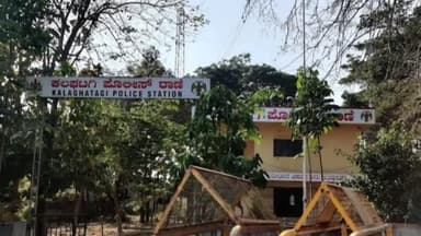 ಕಲಘಟಗಿ: ಕಲಘಟಗಿ ತಾಲೂಕಿನ ಮುಕ್ಕಲ ಗ್ರಾಮದಲ್ಲಿ ದನಗಳನ್ನು ಕಟ್ಟುವ ಮನೆಗೆ ಆಕಸ್ಮಿಕ ಬೆಂಕಿ ತಗುಲಿ ನಾಲ್ಕು ಆಕಳುಗಳು ಸಾವು