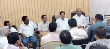 गडचिरोली: कांग्रेस प्रदेशाध्यक्ष व विधीमंडळ गटनेत्यांचा उपस्थीत २७ आक्टोबंर रोजी गडचिरोली येथे भव्य पक्ष प्रवेश सोहळा