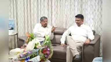 સુબીર: ડાંગ વલસાડના સાંસદ ધવલ પટેલ દ્વારા કેબિનેટ મંત્રી નરેશ પટેલને દિવાળી અને નવા વર્ષની શુભેચ્છા મુલાકાત કરાઈ.