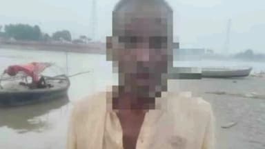 गोला: बुजुर्ग ने सरयू नदी में लगाई छलांग, बड़हलगंज थाना क्षेत्र में युवक ने नाव से बचाई जान, पुलिस ने परिजनों को सौंपा