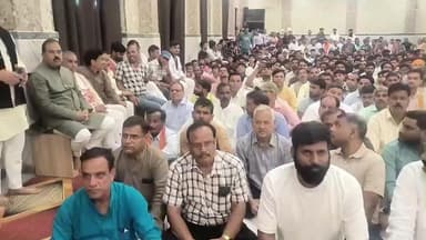 जौरा: जौरा शहर के मनकामेश्वर महादेव मंदिर में आभार सभा का आयोजन, सुप्रीम कोर्ट के न्यायाधीश ने किया सम्मान