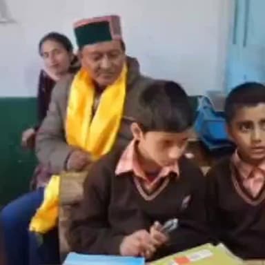 कल्पा: किन्नौर विधानसभा क्षेत्र के विधायक व केबिनेट मंत्री जगत सिंह नेगी ने पाँगी स्कूल के अध्यापकों की लगाई क्लास, वीडियो वायरल