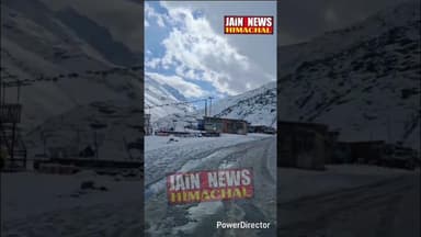 लाहौल घाटी के कोकसर में ताजा बर्फबारी हुई. #viral #news #viralvideo #follow #followme #snowfall