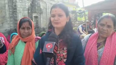 चमोली: गोपेश्वर गोपीनाथ मंदिर से माँ अनुसूया की देव डोली बद्रीनाथ धाम के लिए रवाना हुई, स्थानीय रेखा बिष्ट