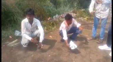 सिवनी: 2 मोटरसाइकिल की आपस में भिड़ंत, 2 गंभीर रूप से घायल, ज़िला चिकित्सालय रेफर