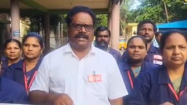 తణుకు: ఏఐటీయూసీ ఆధ్వర్యంలో రెండో రోజుకి చేరిన తణుకు ప్రభుత్వ ఆసుపత్రి పారిశుద్ధ్య ఉద్యోగుల సమ్మె