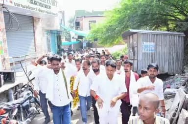 बारां: अंता विधानसभा उपचुनाव में कांग्रेस प्रत्याशी प्रमोद जैन भाया ने कोयला गांव में दीपावली की रामा श्यामा की