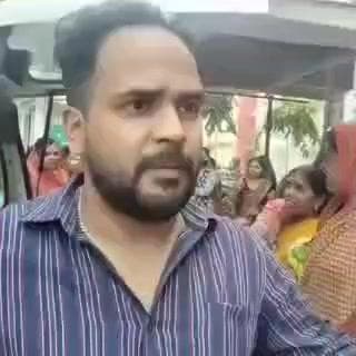 गोगरी: शिरनिया के पास सड़क हादसे में टेंपो सवार दो महिलाएं घायल, अस्पताल में इलाज के बाद रेफर