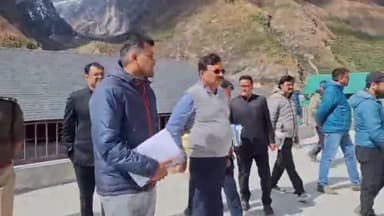 जोशीमठ: मुख्य सचिव आनंद बर्द्धन ने बद्रीनाथ में मास्टर प्लान कार्यों का निरीक्षण किया, कार्यदायी संस्थाओं को समय पर निर्देश दिए