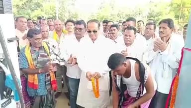 କଣ୍ଟାମାଳ: ରୁଗୁଡ଼ିପାଲି ଠାରେ ହିନ୍ଦୁସ୍ତାନ ପେଟ୍ରୋଲିୟମ କମ୍ପାନୀର ଏକ ପେଟ୍ରୋଲ୍ ପମ୍ପକୁ ଉଦଘାଟନ କଲେ ବିଧାୟକ