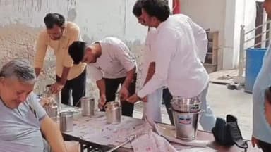 नूह: गोवर्धन पर्व पर नूंह के श्री कैलाश मंदिर में अन्नकूट प्रसाद का भंडारा श्रद्धापूर्वक आयोजित