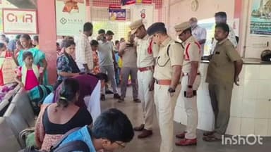 మణుగూరు: చైతన్యం-డ్రగ్స్ పై యుద్ధం కార్యక్రమంలో భాగంగా మణుగూరు సబ్ డివిజన్ పోలీసుల ఆధ్వర్యంలో మణుగూరు పట్టణంలో తనిఖీల నిర్వహణ