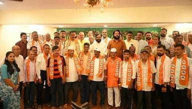 पोलादपूर: पोलादपूर तालुक्यात उबाठा गटाला खिंडार, कार्यकर्त्यांचा गोगावले यांच्या उपस्थितीत शिवसेनेत प्रवेश