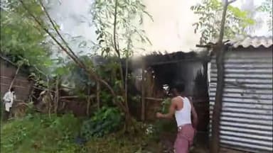 राघोपुर: जुड़ावनपुर करारी पंचायत के रहरिया टोला में शॉर्ट सर्किट से लगी आग, दो घर जलकर राख