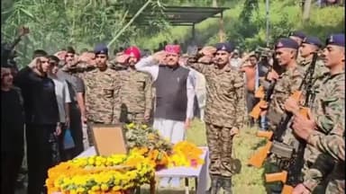 हमीरपुर: पन्याला गांव के सैनिक सुशील कुमार के आकस्मिक निधन पर सुजानपुर के विधायक कैप्टन रंजीत राणा ने जताया दुख, दी श्रद्धांजलि