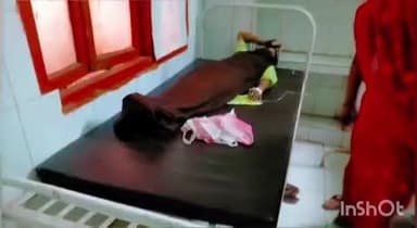 घोरावल: नेवारी गांव में दो बाइकों की आपस में टक्कर, 3 लोग हुए घायल