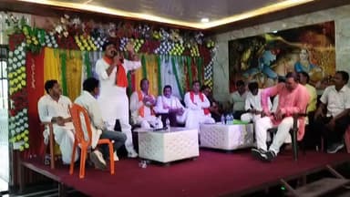 मंत्री मोo जमा खान जी ने भगवानपुर प्रखंड के एक सभा में उपस्थित सभी पार्टी के कार्यकर्ता और अतिथि गण