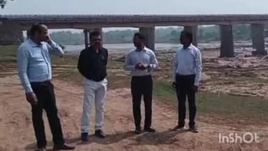 जामताड़ा: जिला स्तरीय पदाधिकारी ने कार्यपालक पदाधिकारी के साथ किया अजय नदी का दौरा, छठ घाट निर्माण को लेकर दिए निर्देश