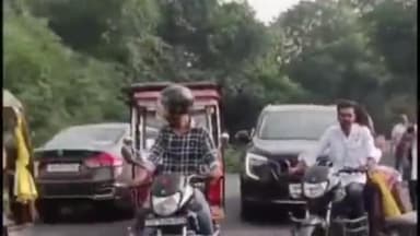 बरहज: लार में बस और बाइक की भिड़ंत, दो युवक हुए गंभीर घायल