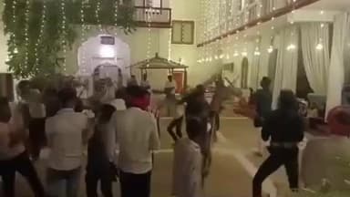 छतरपुर: ईशानगर में मौनिया बनकर नाचे कांग्रेस नेता केशु राजा, रतनगढ़ गहरवार में मौनिया पार्टियों का किया अभिनंदन!